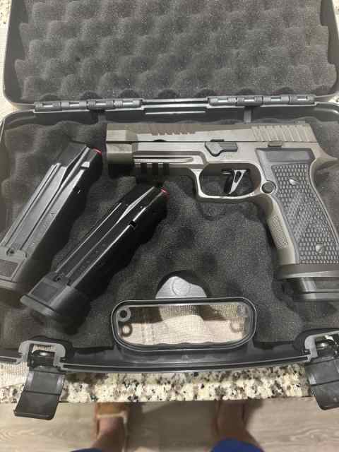 Sig P320 AXG Legion