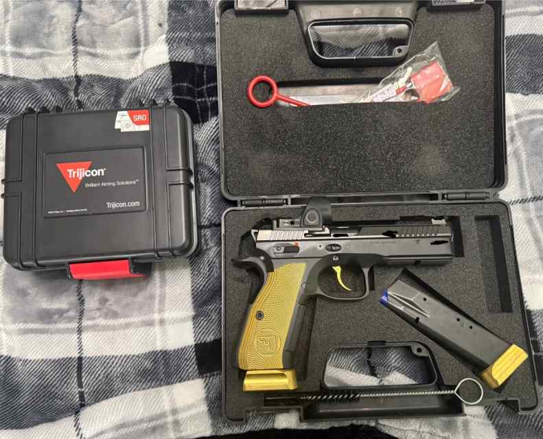 CZ Shadow - Gold Digger w/Trijicon SRO