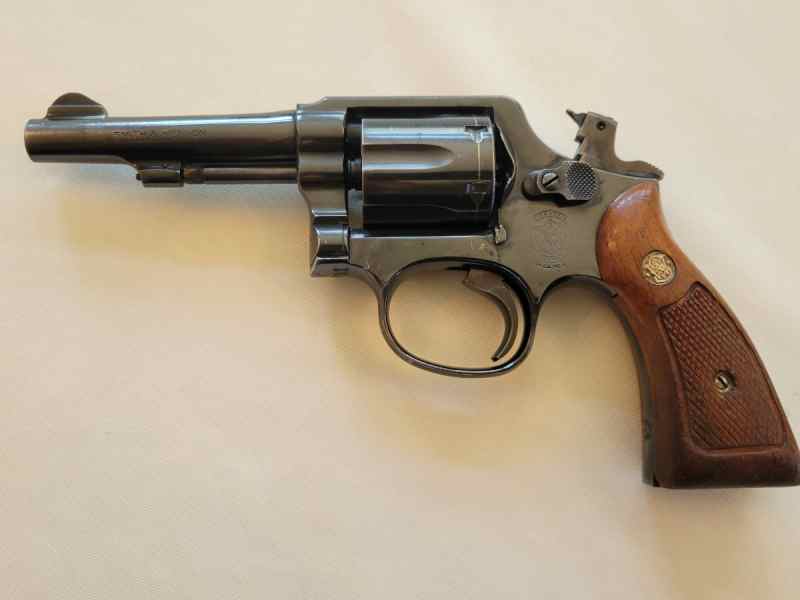 Smith &amp; Wesson Model 10-7