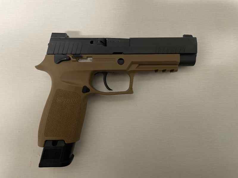 Sig m17 p320 with case 9mm