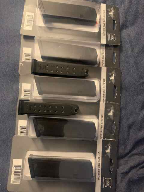 4x Glock 17 gen 4 mags