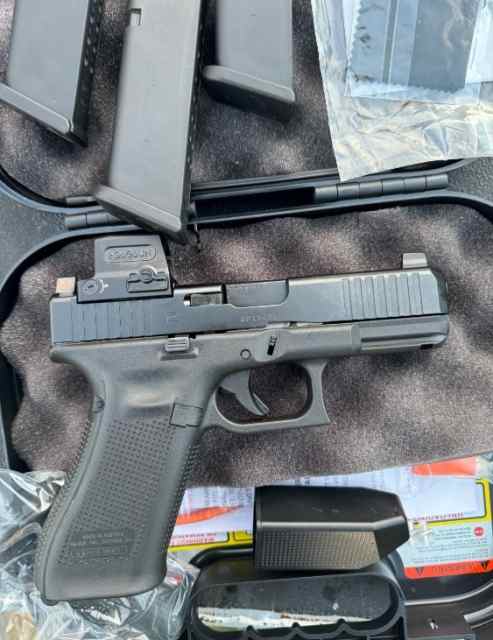 Glock 45 MOS Gunsite Glock Service Pistol