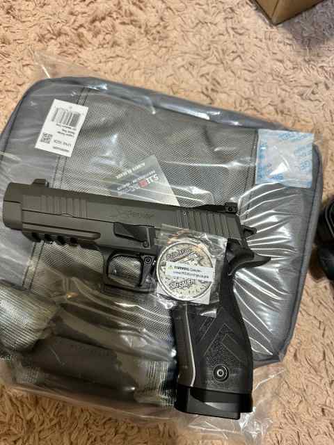 Brand New Sig P226 X5 Legion with Legion Bag