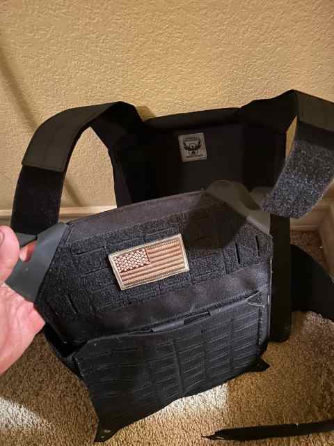 WTS-AR500 Invictus plate carrier/2-3A curved pl8s 