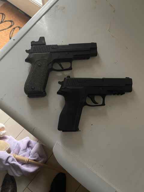 Sig Sauer P226 &amp; P220