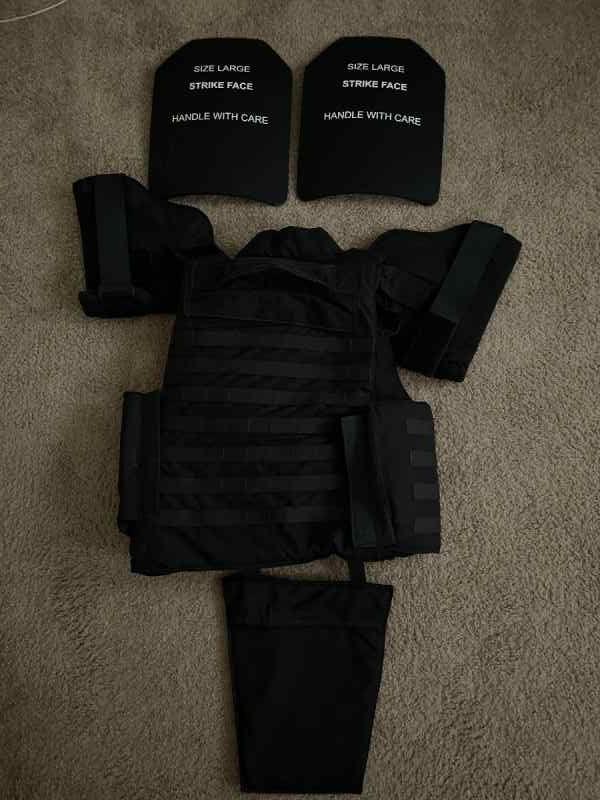 Large Point Blank Plate Carrier (Black) w/ Plates