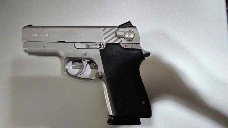 S&amp;W 4516-1    45ACP