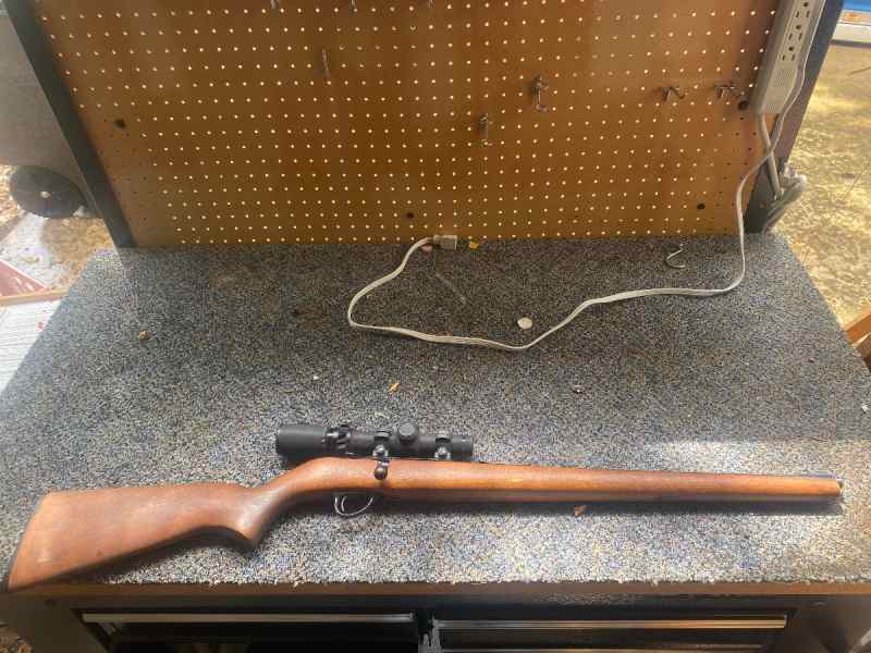 Savage Model 63M 22 Win Mag w/Simmons Scope
