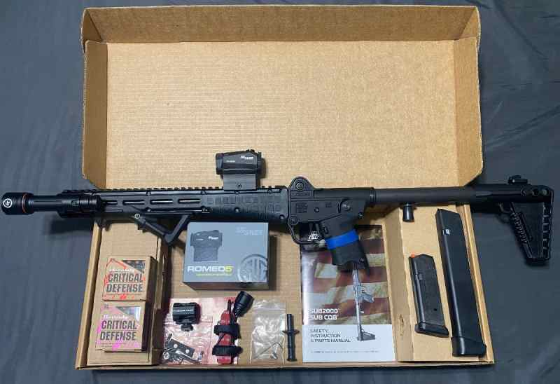 Kel-Tec Sub 2000 Gen 3 9mm 2mags Red Dot/Light