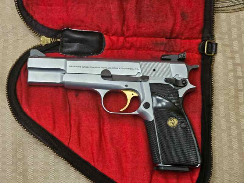like New BROWNING HI POWER 