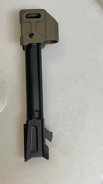 Threaded Barrel &amp; Comp for Glock 19/19x/45