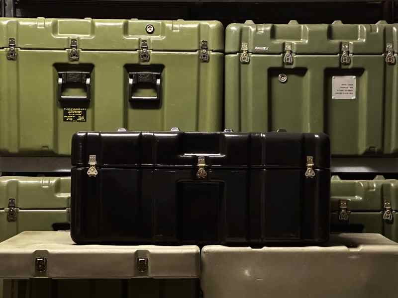 MILITARY PELICAN HARDIGG STORAGE CASE 372016BL