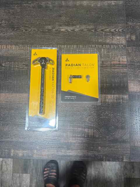 Radian Raptor SD Charging Handle and Ambi Safety