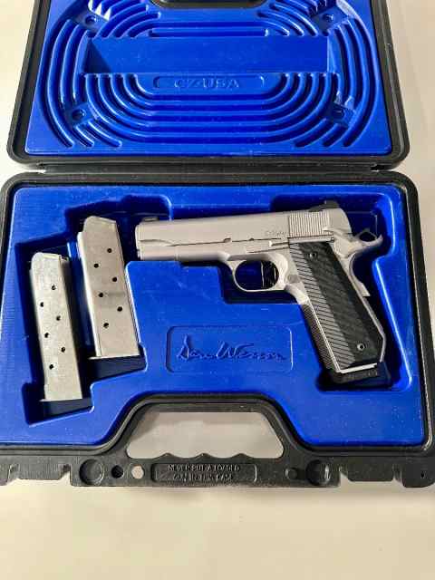 Dan Wesson V-Bob (Valor) Commander Stainless