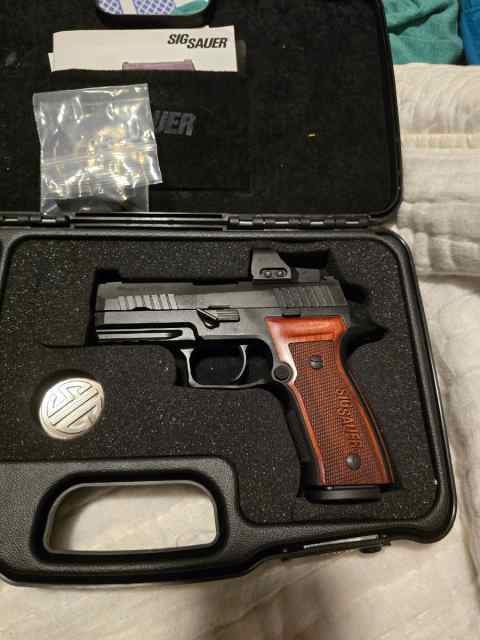 sig p320 classic from sig performance center FS/FT