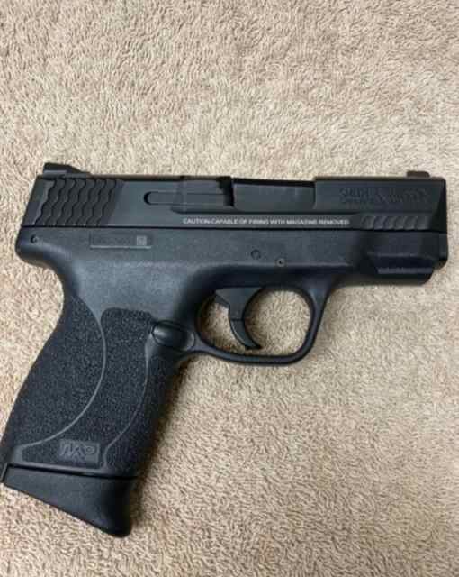 Used S&amp;W 45 shield excellent condition 