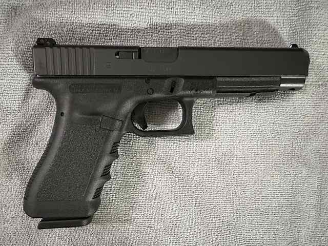 Glock 34-3.jpg