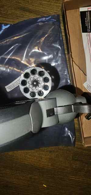 New Diamondback sidekick 9 shot  22lr / 22mag $300