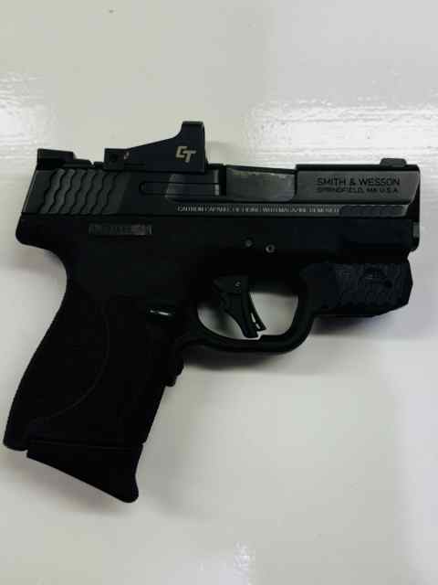 S&amp;W M&amp;P 9 Shield Plus w CT Optic and laser guard