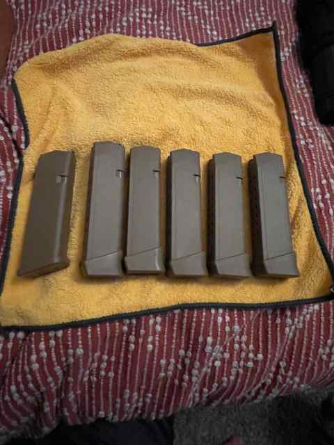 Glock 19x MAGAZINES. 