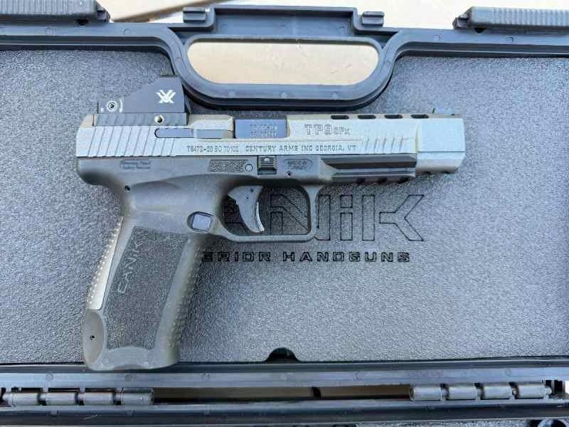 Canik TP9SFX w/Vortex Viper