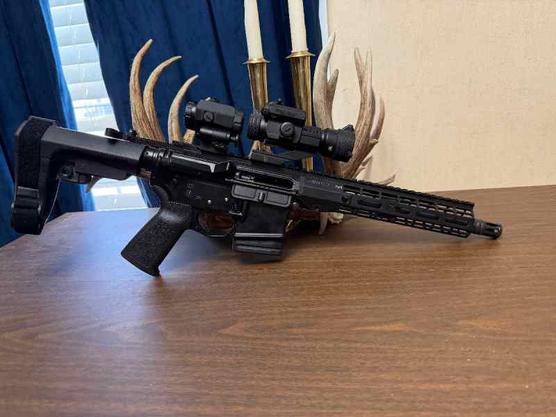 300 BLK AR Pistol Aero Precision M4E1 w PSA lower.