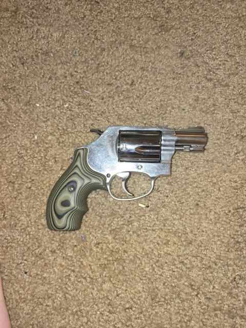 Smith and Wesson 637 