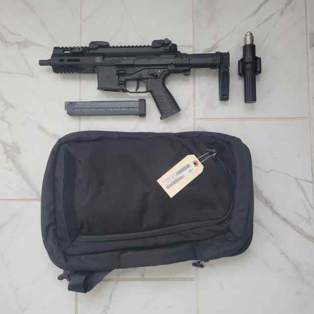 B&amp;T SPC 9MM w/ Tri Lug &amp; Telescoping Brace