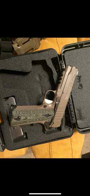 SIG SAUER 1911 SCORPION 