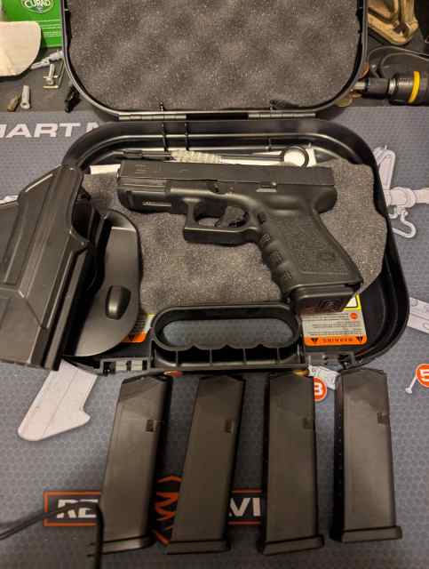 Glock 23 Gen 3/ 40 cal