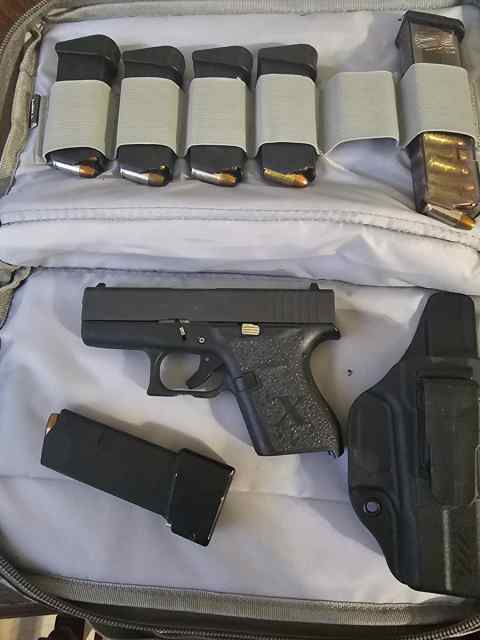 Glock 43 with extras