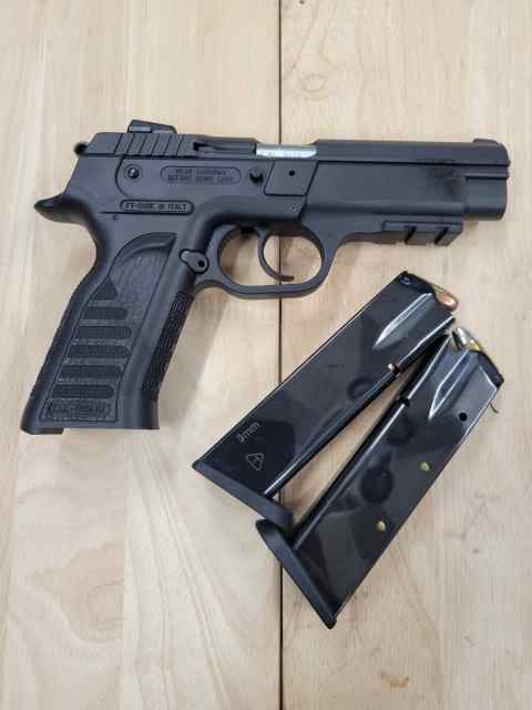 Tanfoglio EAA 9mm