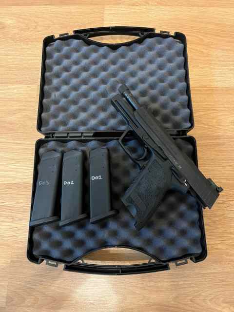 HK USP 9 Tactical 9mm
