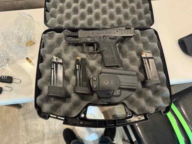 S&amp;w equalizer like new $500 obo