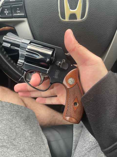 NEW SMITH AND WESSON MODEL 36 classic! 