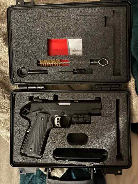 TISAS 1911 B9R 9MM $400