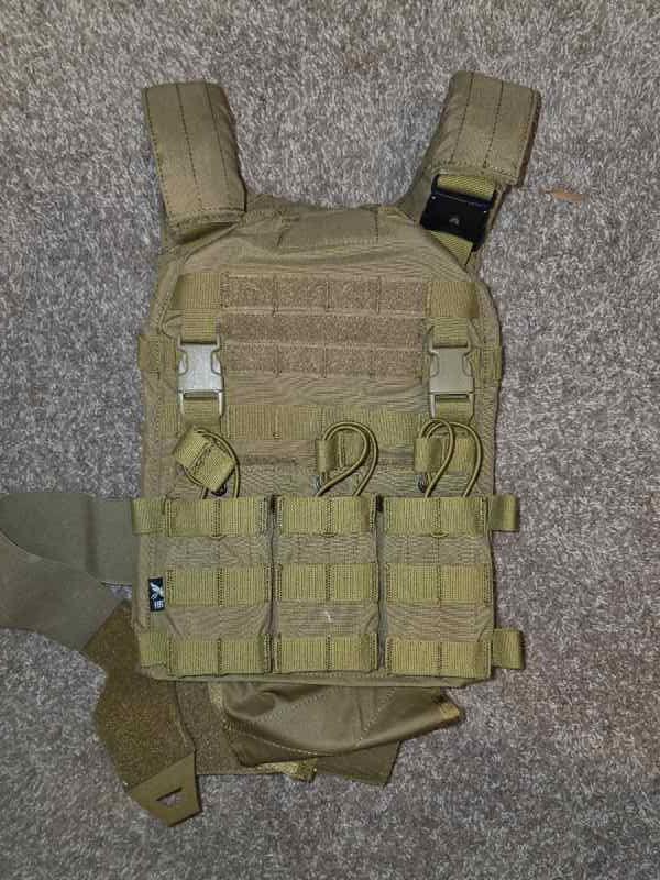 HRT RAC plate carrier in coyote 