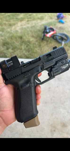 Custom Glock 45 gen 5 with Acro optic cut 