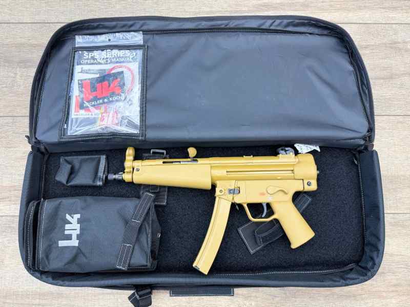 *NEW IN BOX* H&amp;K SP5 IN RAL8000 COLOR!