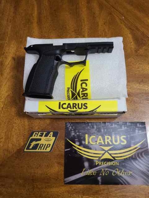 ICARUS PRECION A.C.E. 365 &quot;X&quot; MACRO GRIP