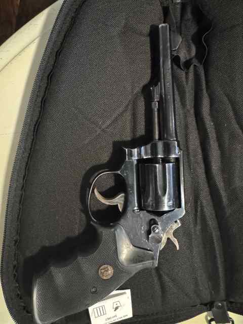 Smith and Wesson model 10-5