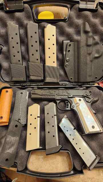 Engraved 1911 with holster,3 grips, and 7 mags