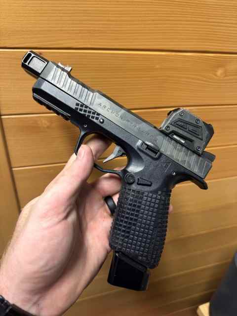 Archon Type B with extras 