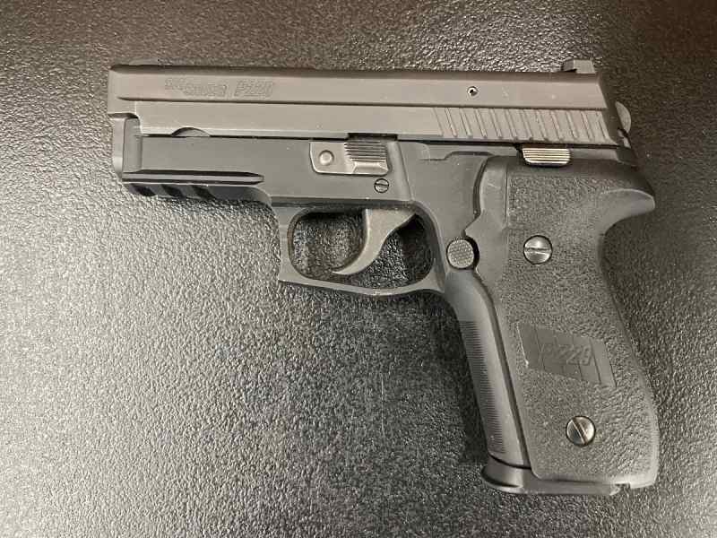 SIG P229 DAK .40