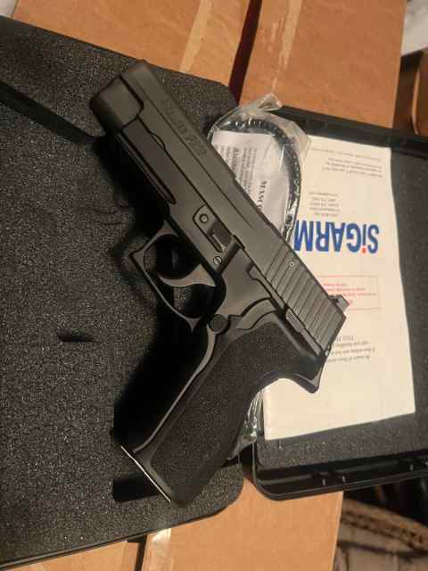 Sig-Sauer P226 DAK 9mm
