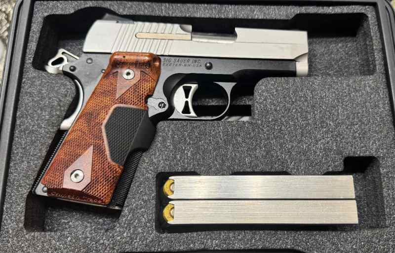 Sig Sauer Ultralight Bitone 1911