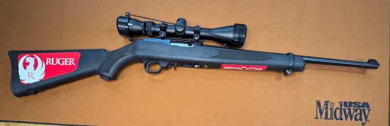 NEW IN BOX - Ruger 10/22 Carbine-18.5&quot; w/Hard Case