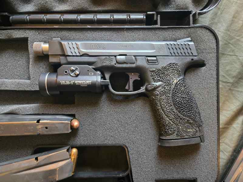 M&amp;P 45