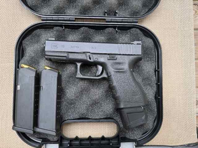 Glock 19 