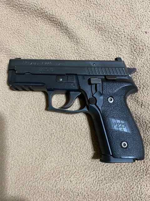 Sig P229